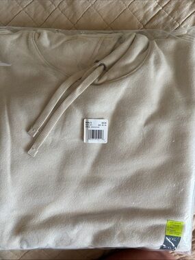 tek gear Men's Cream Crewneck Pullover Sweatshirt - Ladd Beige